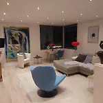 Tolle Penthouse Direkt Am Park * هايلبرون