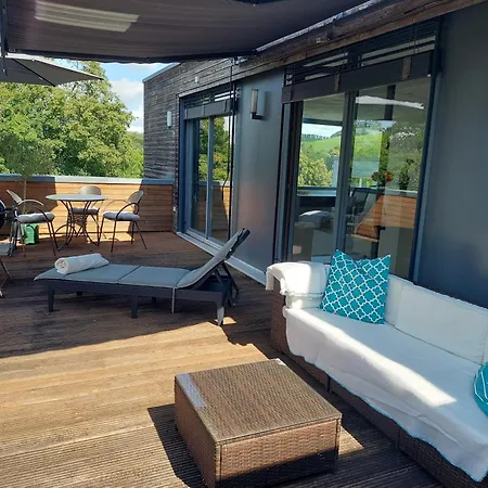 Tolle Penthouse Direkt Am Park Apartment