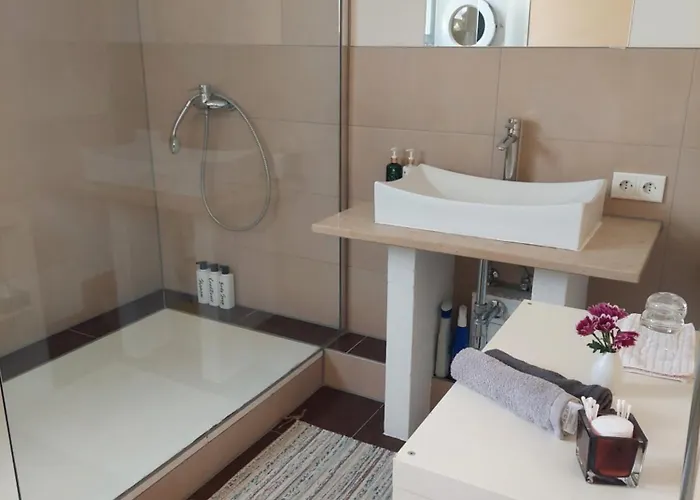 Tolle Penthouse Direkt Am Park * Хейльбронн