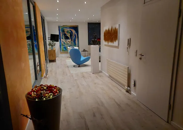 Апартаменты Tolle Penthouse Direkt Am Park Хейльбронн